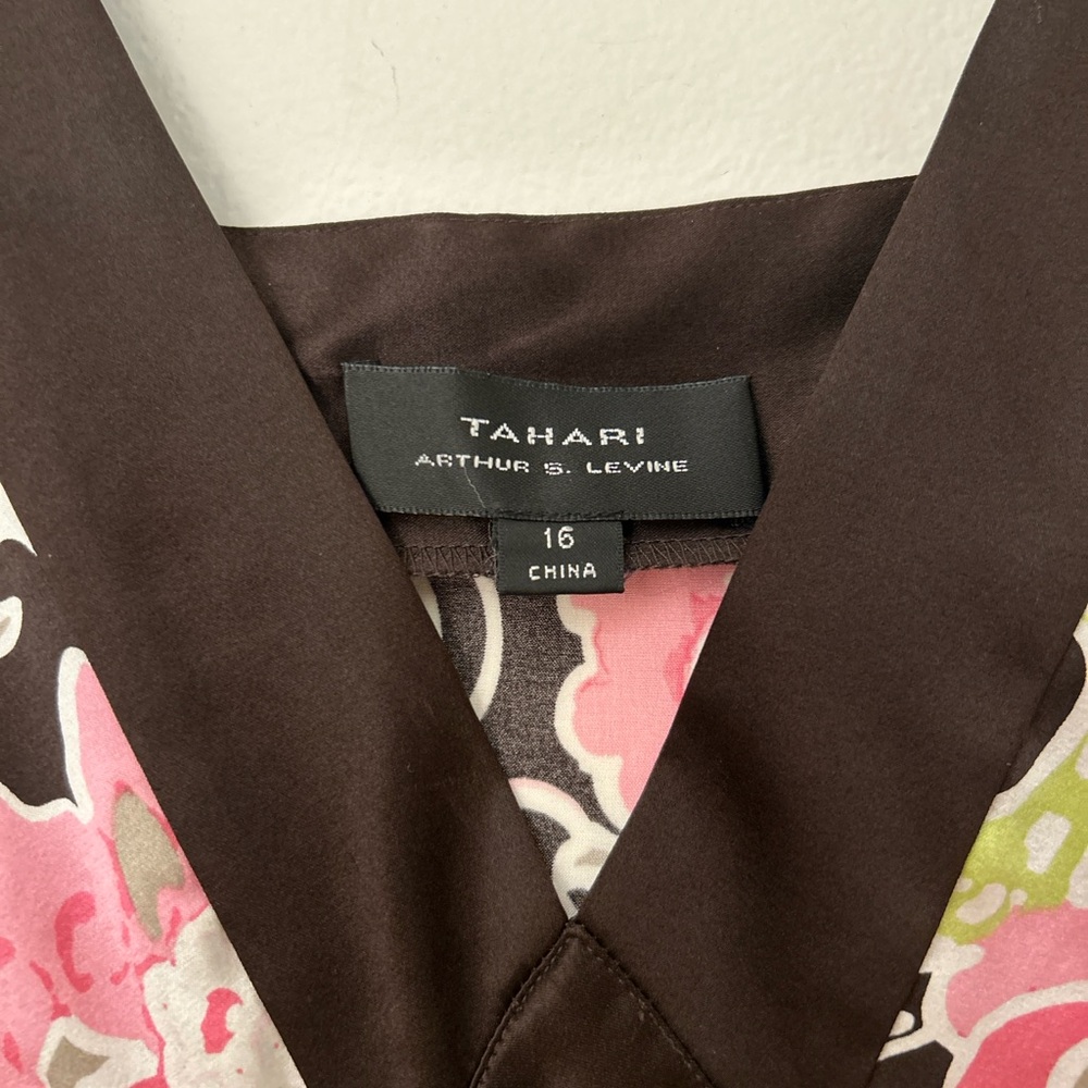 Tahari Silk Floral Sleeveless Dress Y2K Vintage NWT (Size 16) - Picture 2 of 9